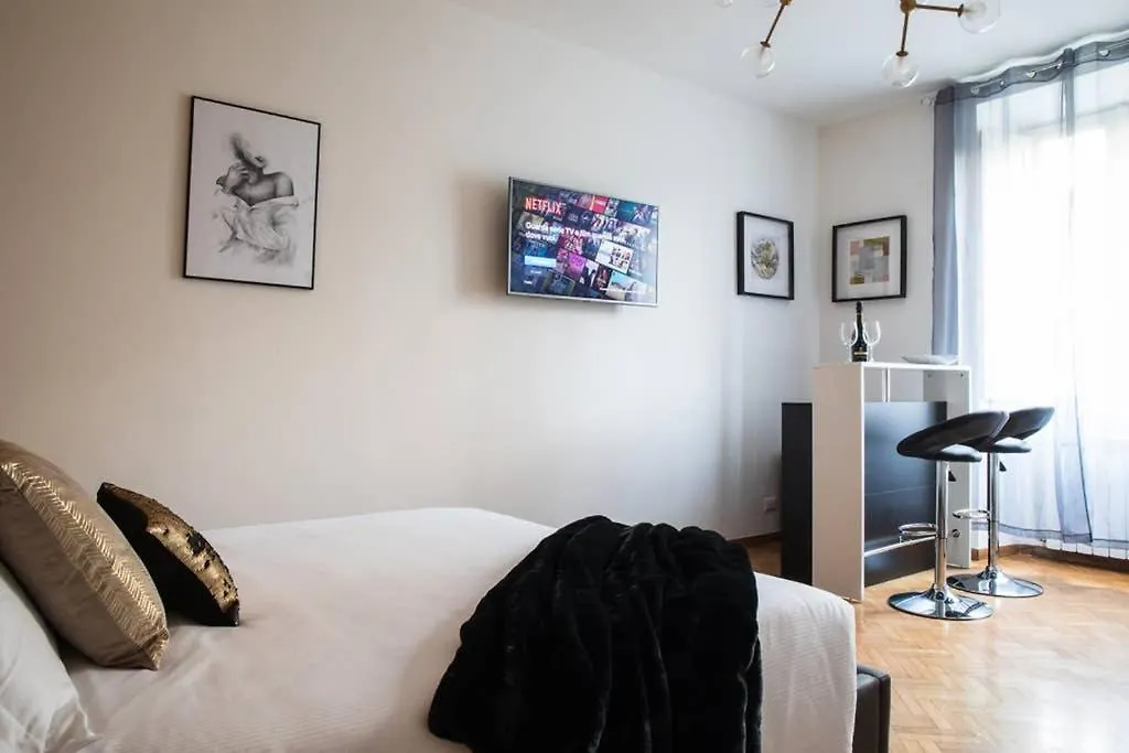 Gold Fabulous Jacuzzi Suite Trastevere - Top Collection Roma 0*,  Italia